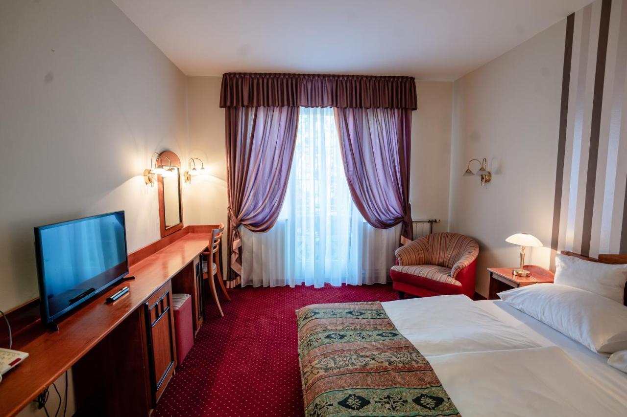 Hotel Erzsebet Hévíz Εξωτερικό φωτογραφία
