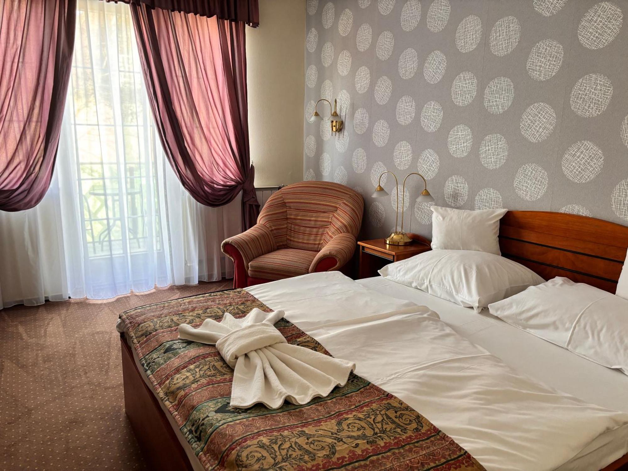 Hotel Erzsebet Hévíz Εξωτερικό φωτογραφία