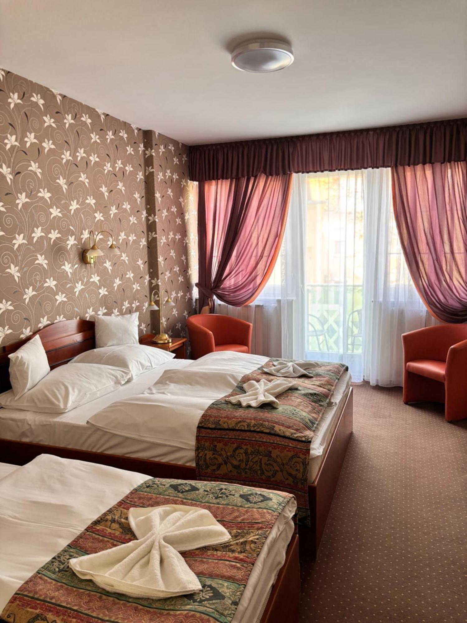 Hotel Erzsebet Hévíz Εξωτερικό φωτογραφία